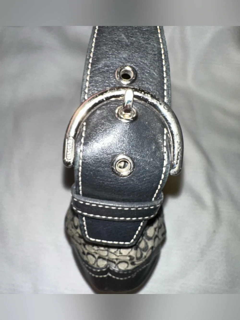Vintage Y2K Coach Signature C Shoulder Bag